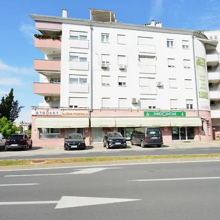 Barbora Ζαντάρ